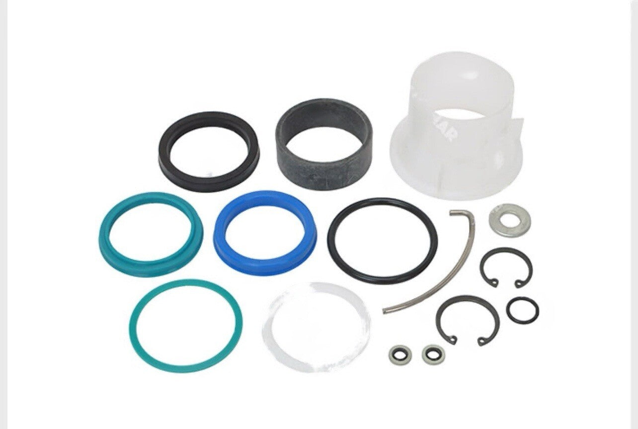 Toyota 04654-U2010-71,SEAL KIT, LIFT CYLINDER O/H KIT Fits RH & LH | 42-6FGCU20