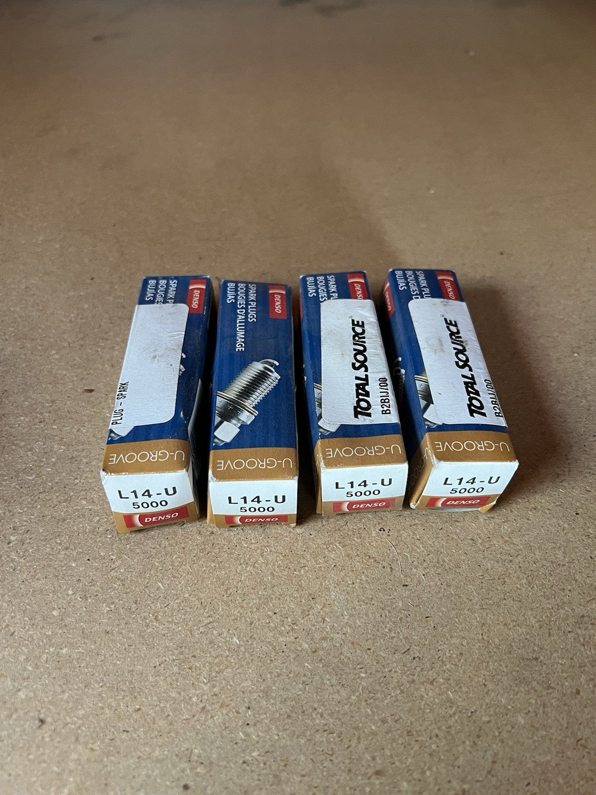 (SET OF 4) CL890274 Clark Forklift Denso Spark Plug For GM 3.0 Engine