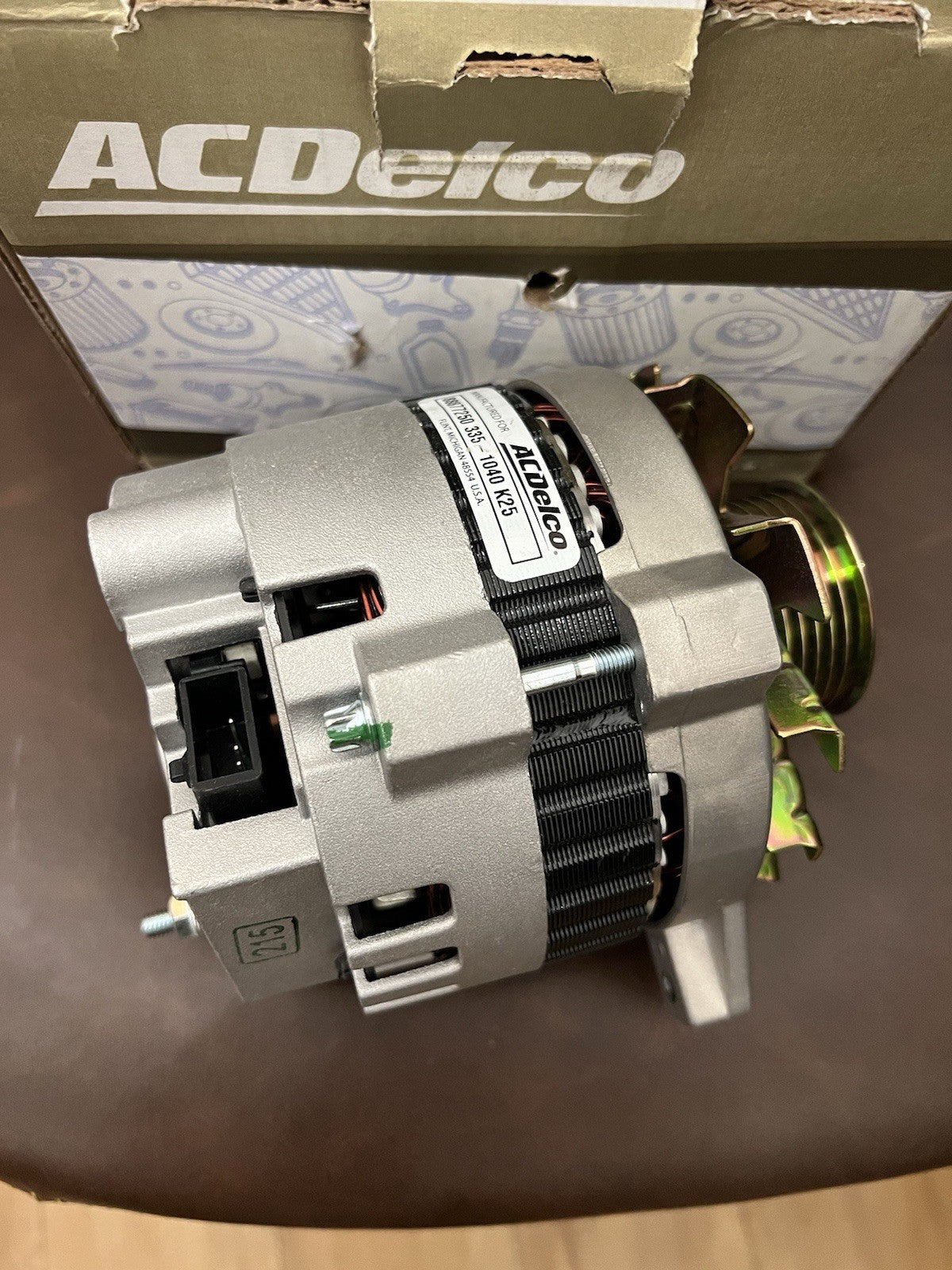 NEW ACDelco Alternator 335-1040 88877250 GM