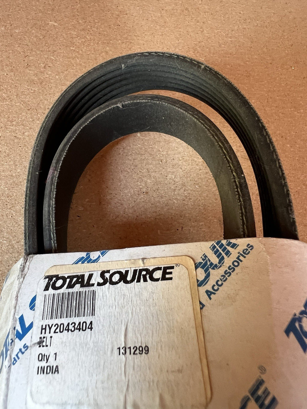 2043404 Hyster Forklift Fan Serpentine Belt | Fits GM 4.3 Engine