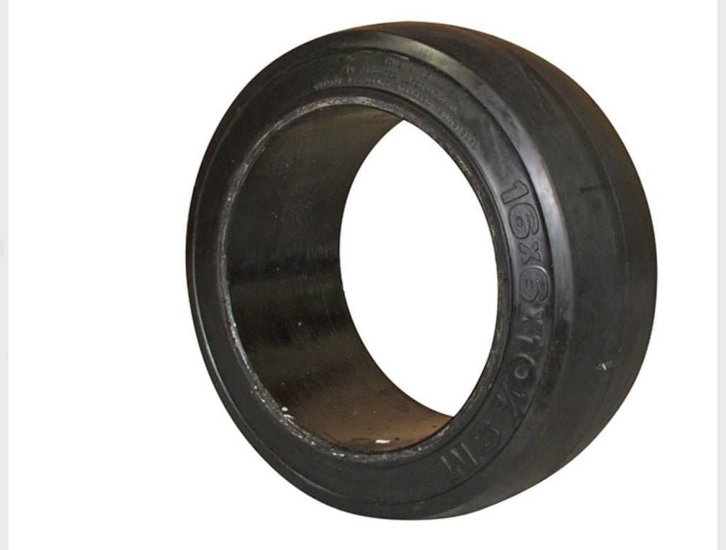 FORKLIFT TIRE 18X8X12.125 SMOOTH PRESS ON | BLACK