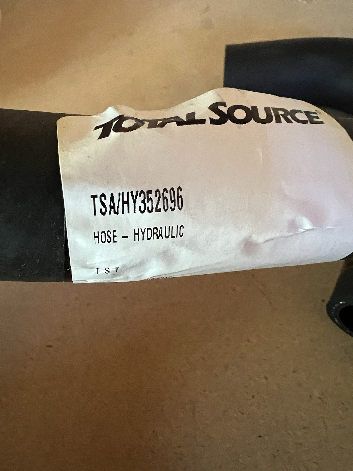 (QTY 2) HY352696 Hyster Forklift Hydraulic Hose