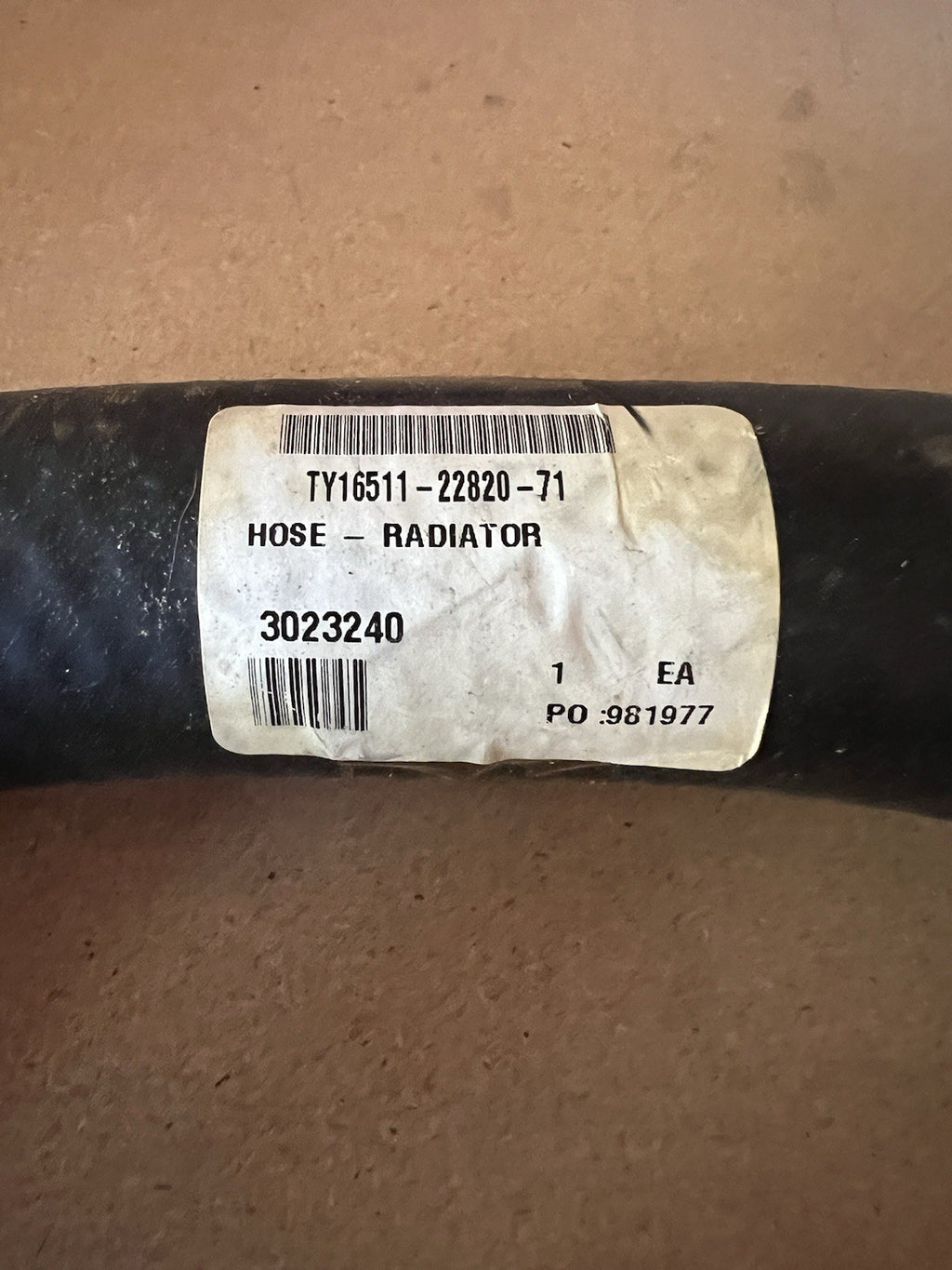 16511-22820-71 Toyota Forklift Radiator Hose