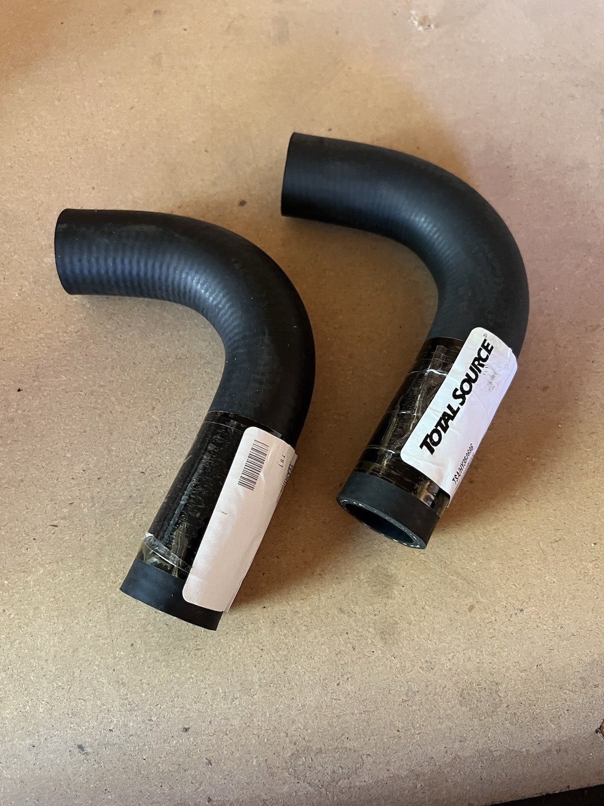 (QTY 2) HY352696 Hyster Forklift Hydraulic Hose