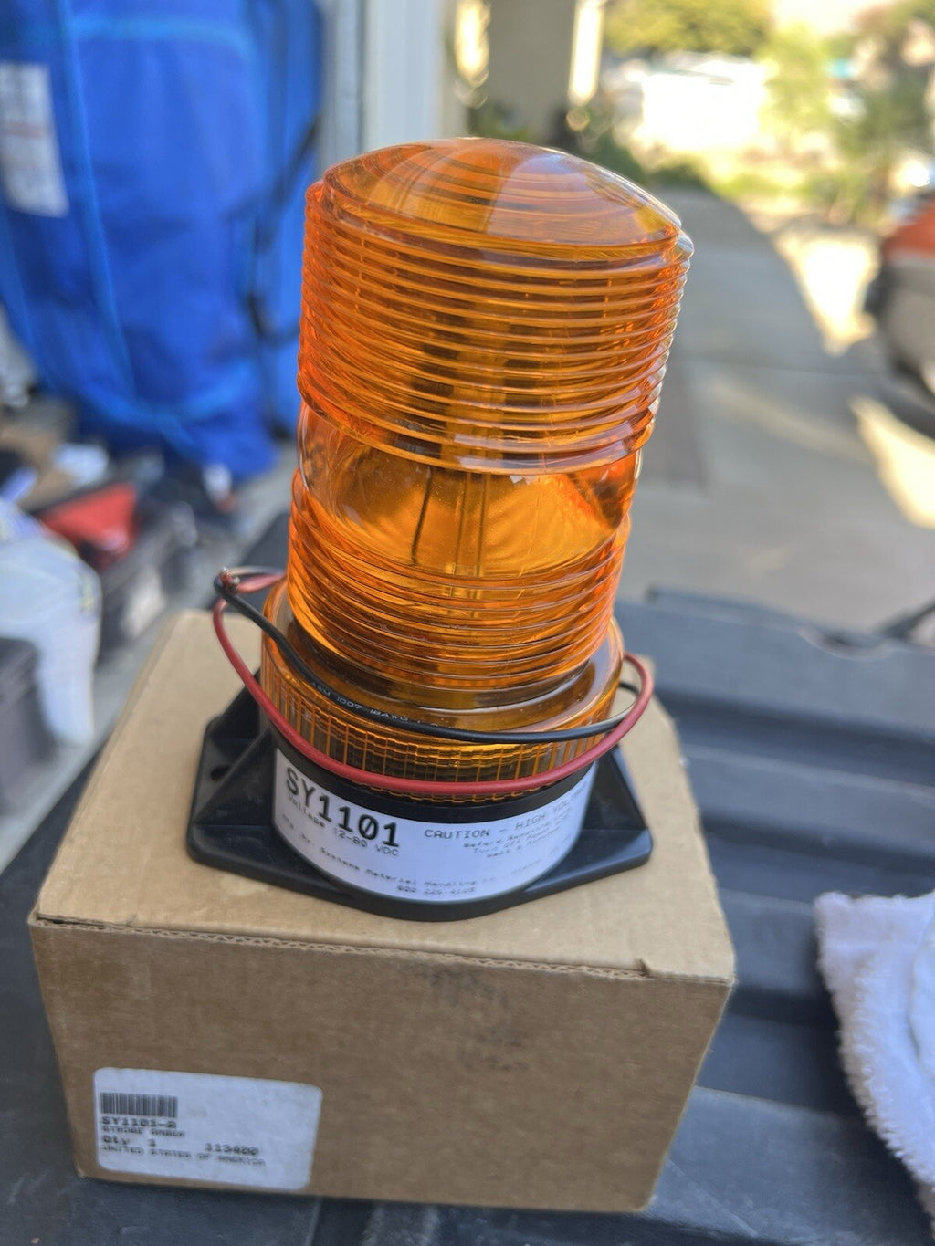 SY1101 Universal Forklift Safety Strobe Light | Amber 12-80VDC